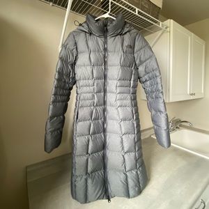Practically new, North Face Down Parka